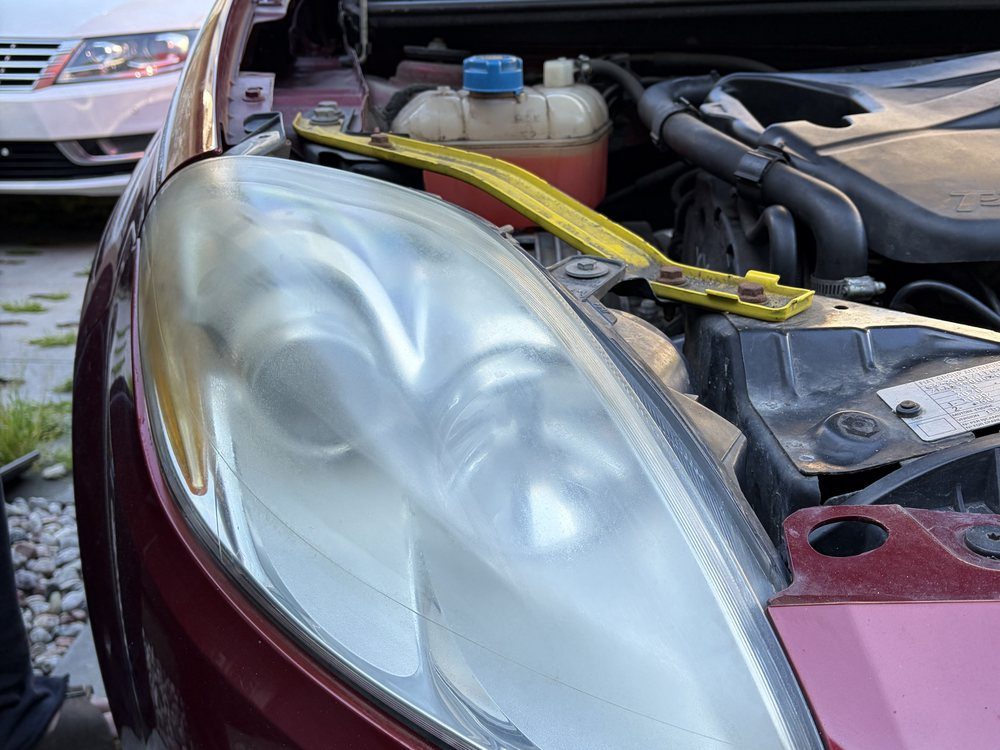 Fiat Bravo prawa lampa — przed regeneracją